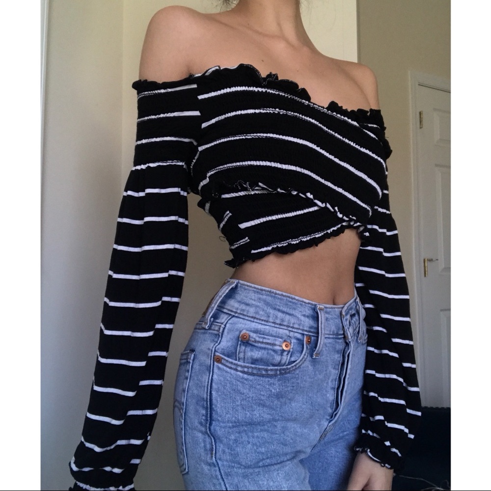 Cropped top